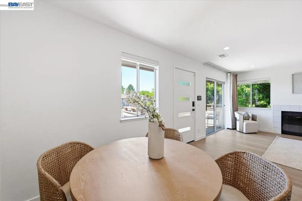25164 COPA DEL ORO DR #201 Hayward, CA 94545