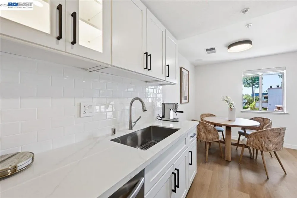 25164 COPA DEL ORO DR #201 Hayward, CA 94545