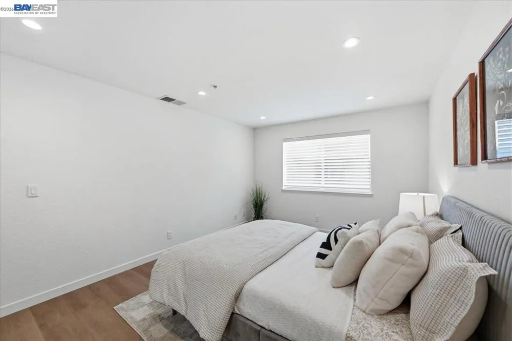 25164 COPA DEL ORO DR #201 Hayward, CA 94545