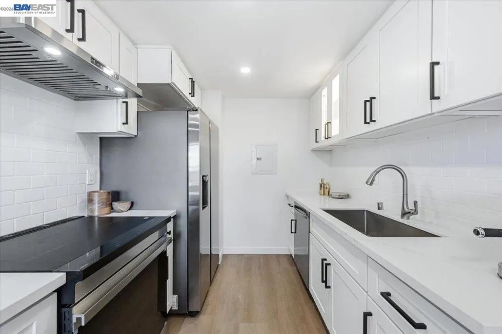 25164 COPA DEL ORO DR #201 Hayward, CA 94545