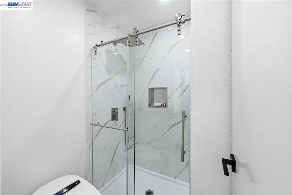 25164 COPA DEL ORO DR #201 Hayward, CA 94545