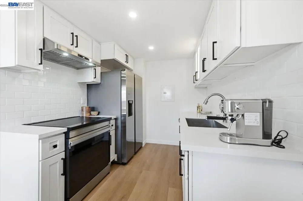 25164 COPA DEL ORO DR #201 Hayward, CA 94545