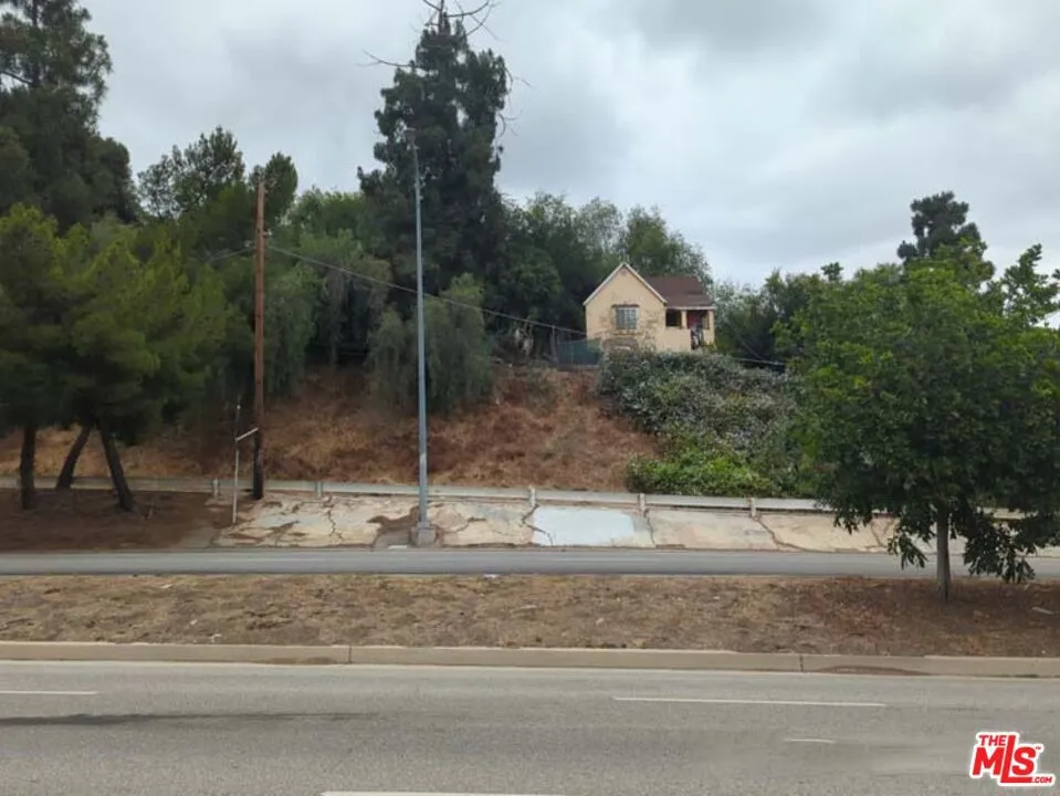 4787 Huntington Drive Los Angeles, CA 90032