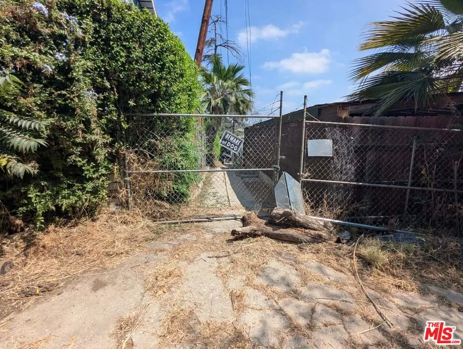 4787 Huntington Drive Los Angeles, CA 90032