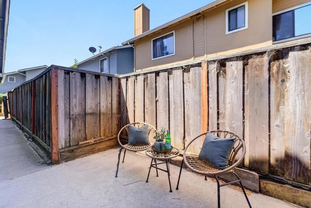 238 Brookhaven Lane Watsonville, CA 95076