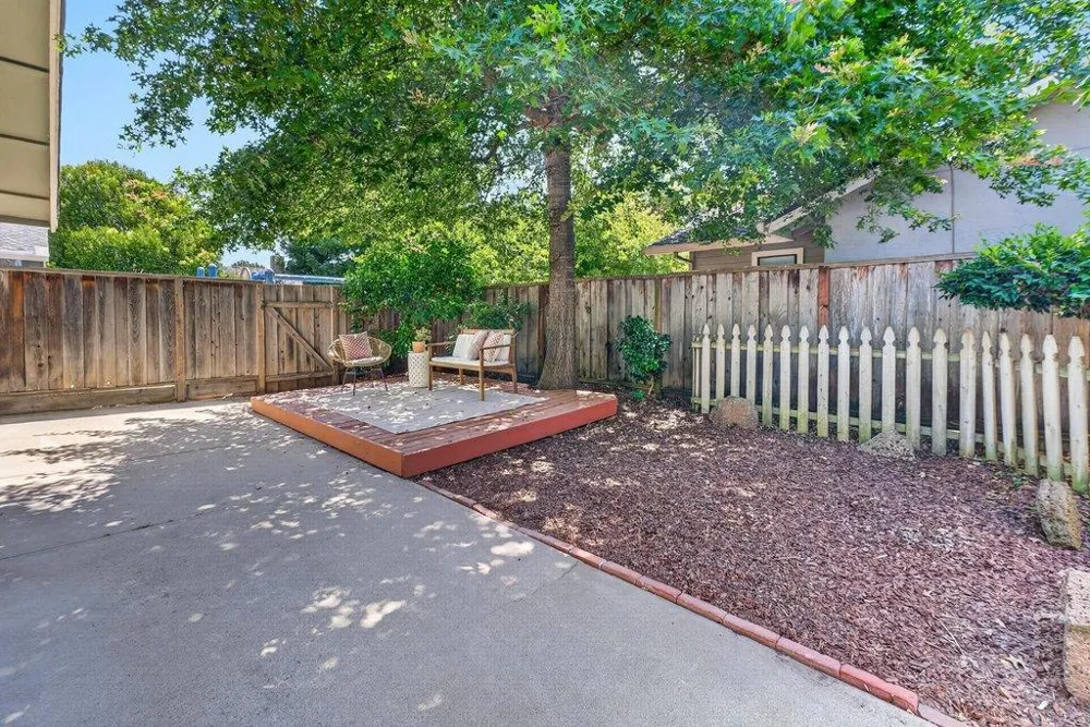 238 Brookhaven Lane Watsonville, CA 95076