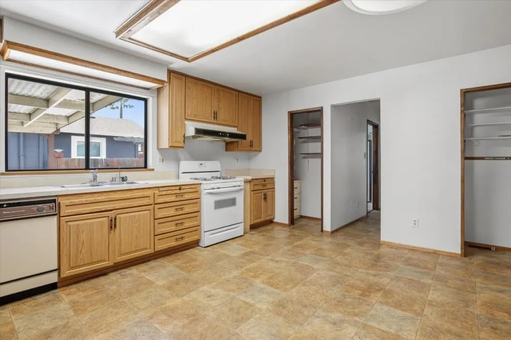 353 West Court San Jose, CA 95116