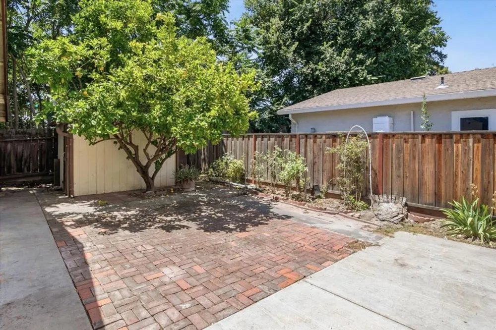 353 West Court San Jose, CA 95116