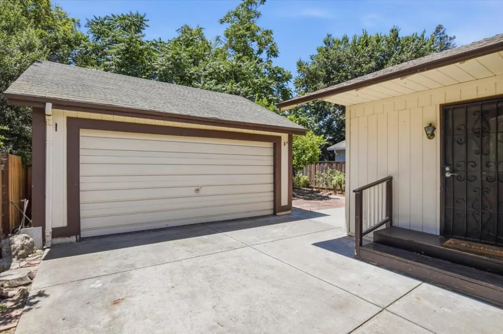353 West Court San Jose, CA 95116
