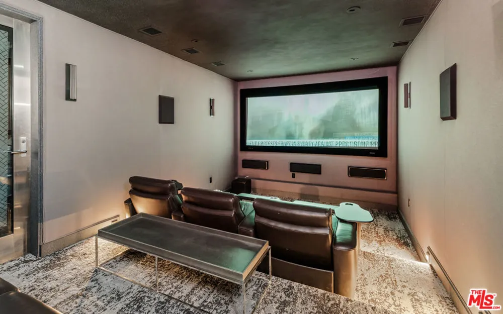 9305 Nightingale Drive West Hollywood, CA 90069