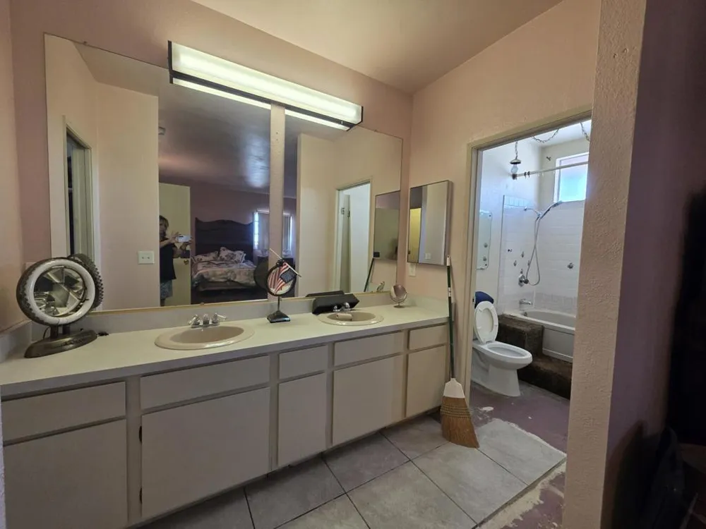 2351 Oahu Lane Salton City, CA 92274