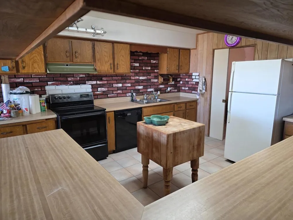 2351 Oahu Lane Salton City, CA 92274