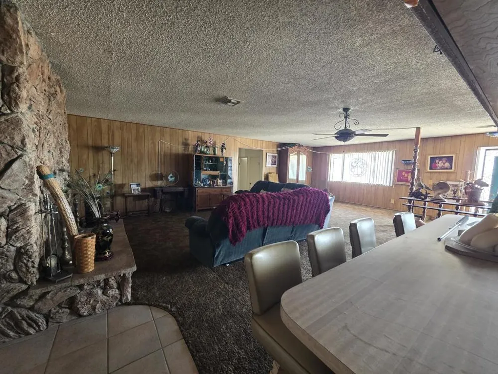 2351 Oahu Lane Salton City, CA 92274