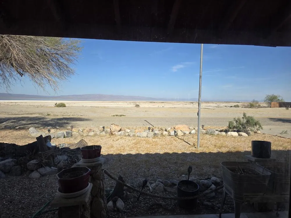 2351 Oahu Lane Salton City, CA 92274