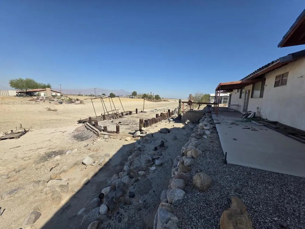 2351 Oahu Lane Salton City, CA 92274