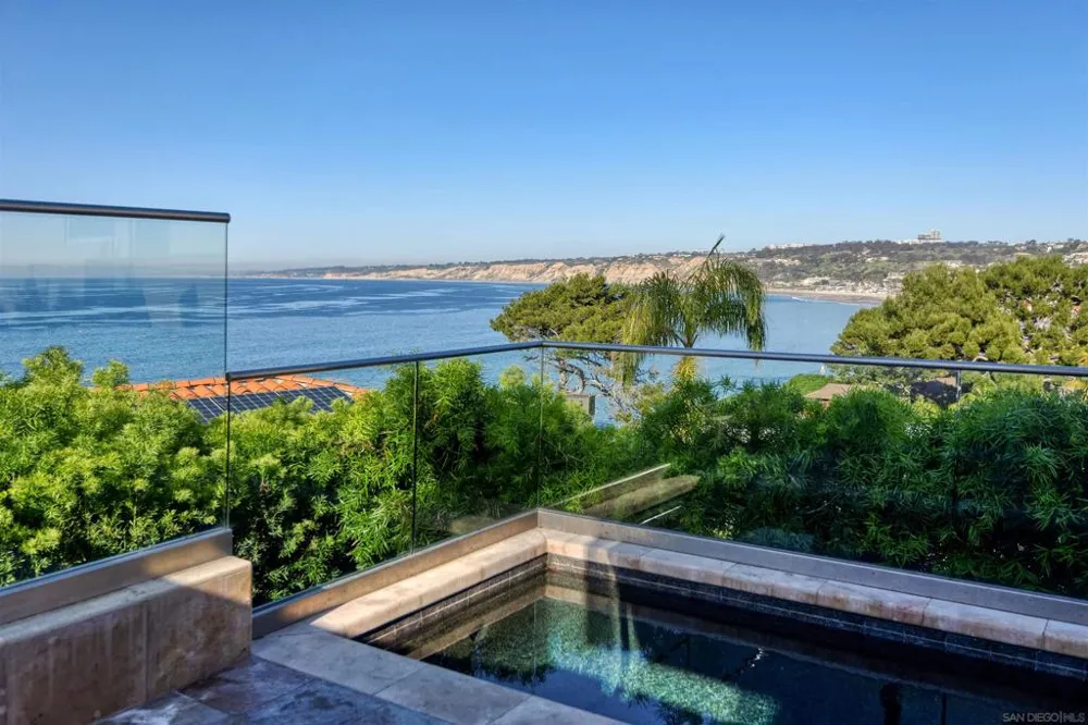 7825 Prospect Pl La Jolla, CA 92037