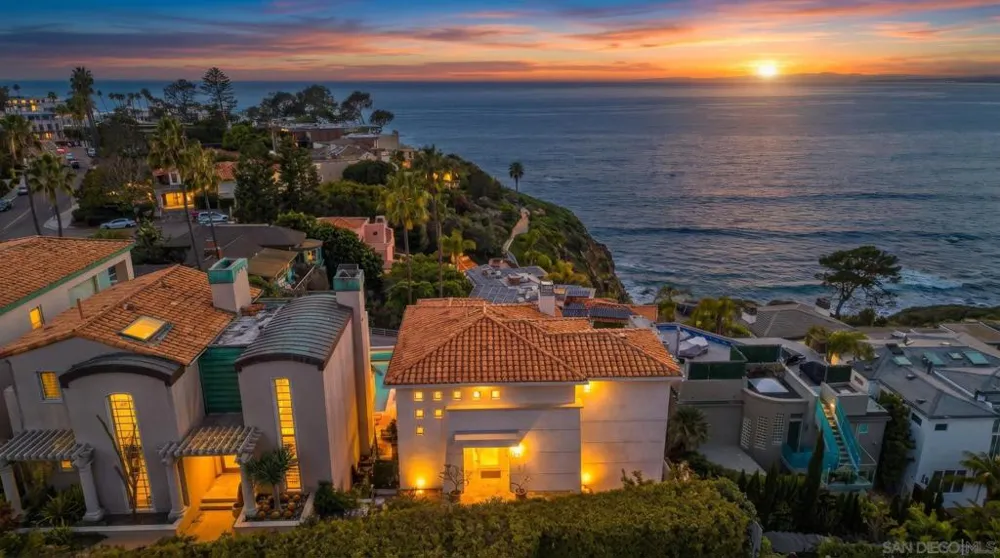 7825 Prospect Pl La Jolla, CA 92037
