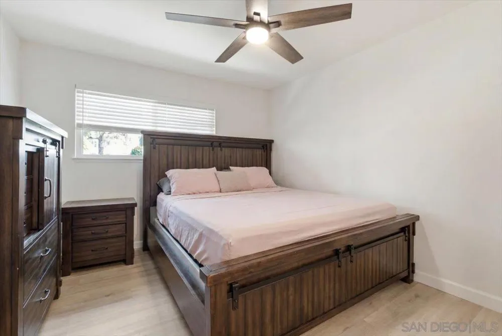 503 Smoketree Glen Escondido, CA 92026