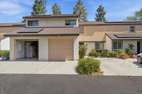 503 Smoketree Glen