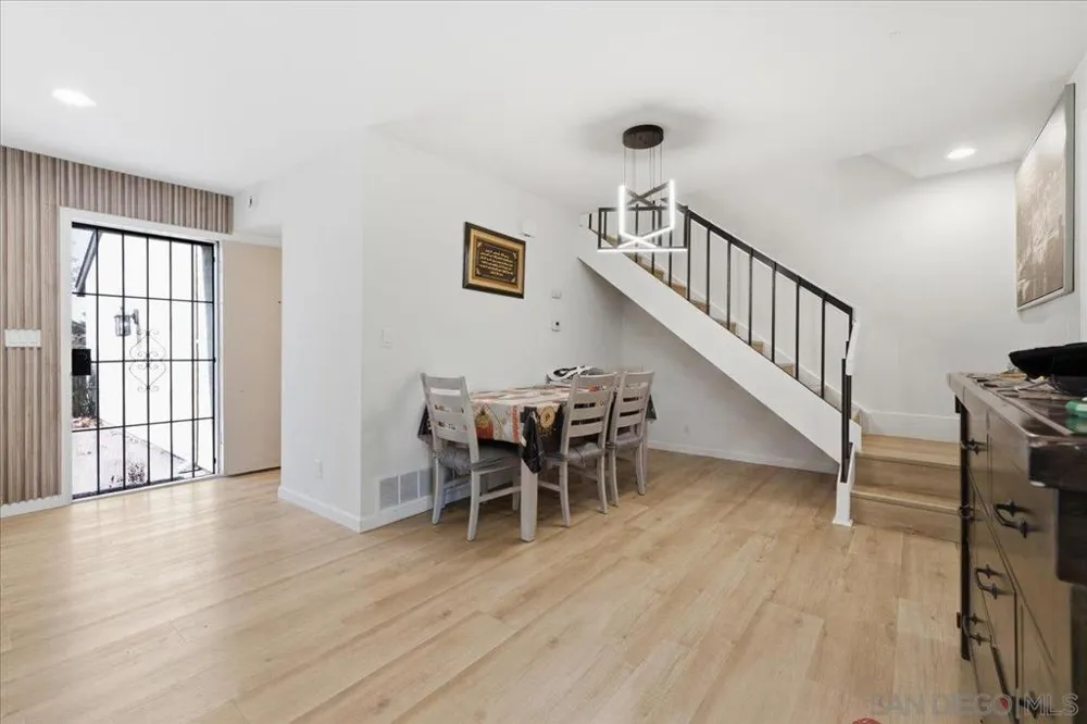 503 Smoketree Glen Escondido, CA 92026