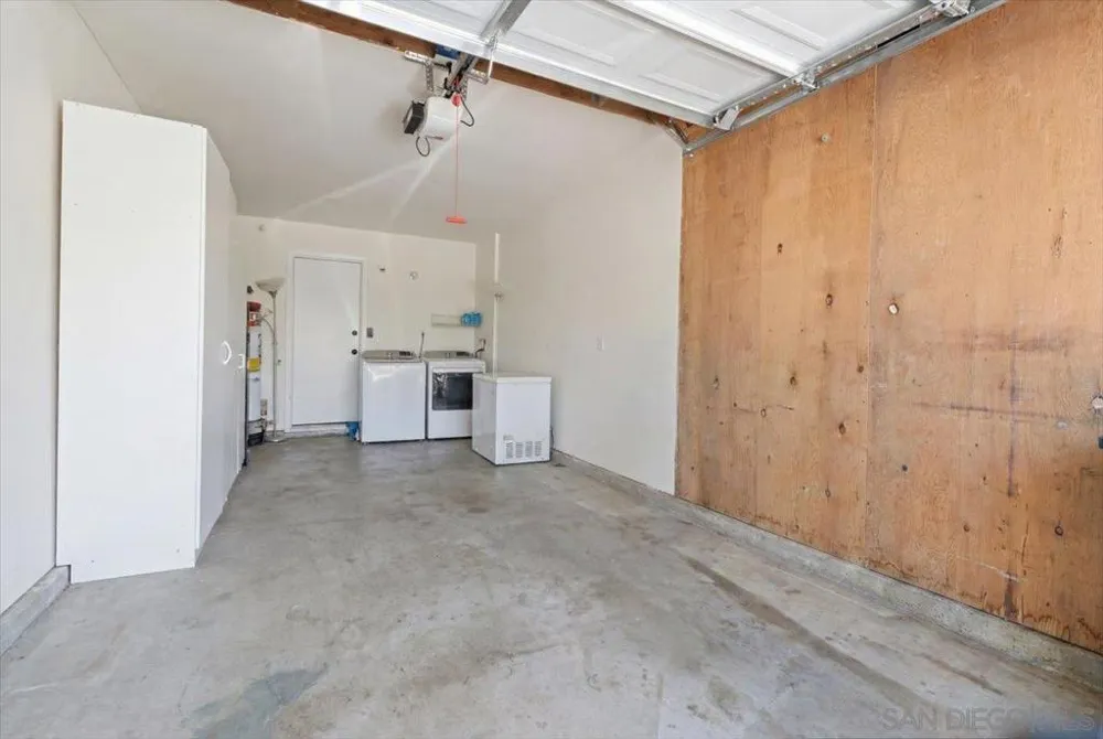 503 Smoketree Glen Escondido, CA 92026