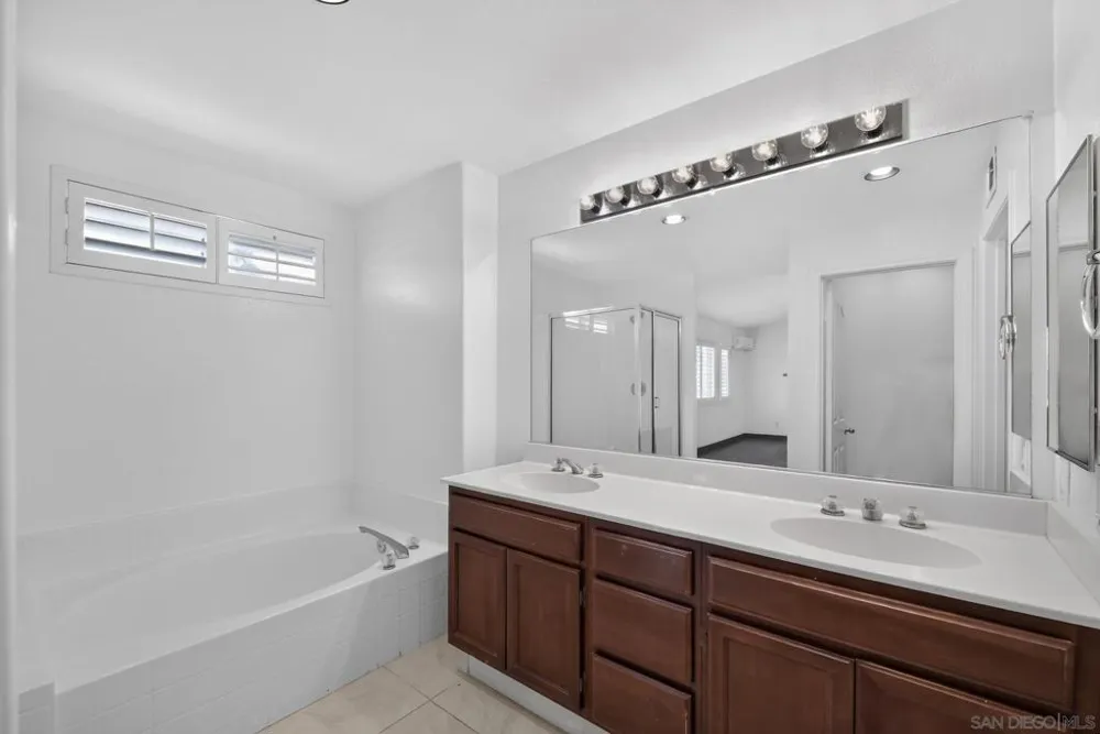 2161 A. Hems Ct. Calexico, CA 92231