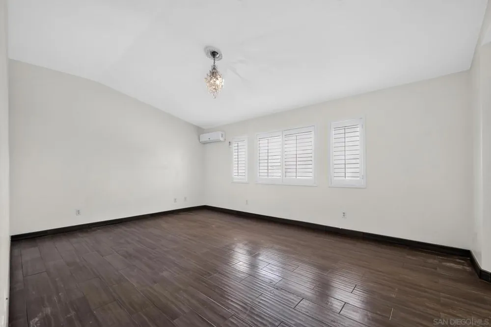 2161 A. Hems Ct. Calexico, CA 92231