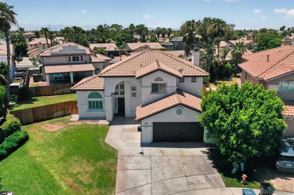 2161 A. Hems Ct. Calexico, CA 92231