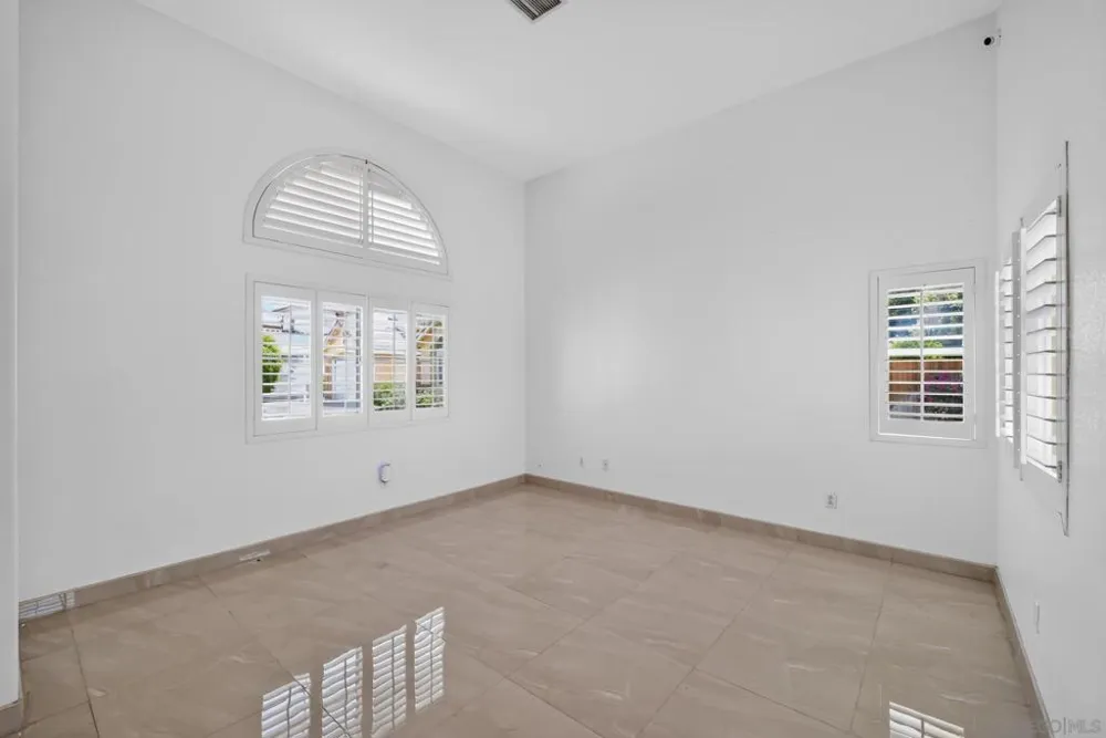2161 A. Hems Ct. Calexico, CA 92231