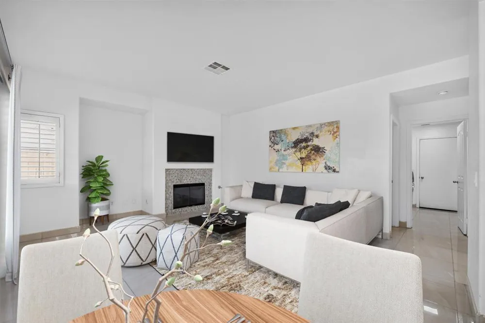 2161 A. Hems Ct. Calexico, CA 92231