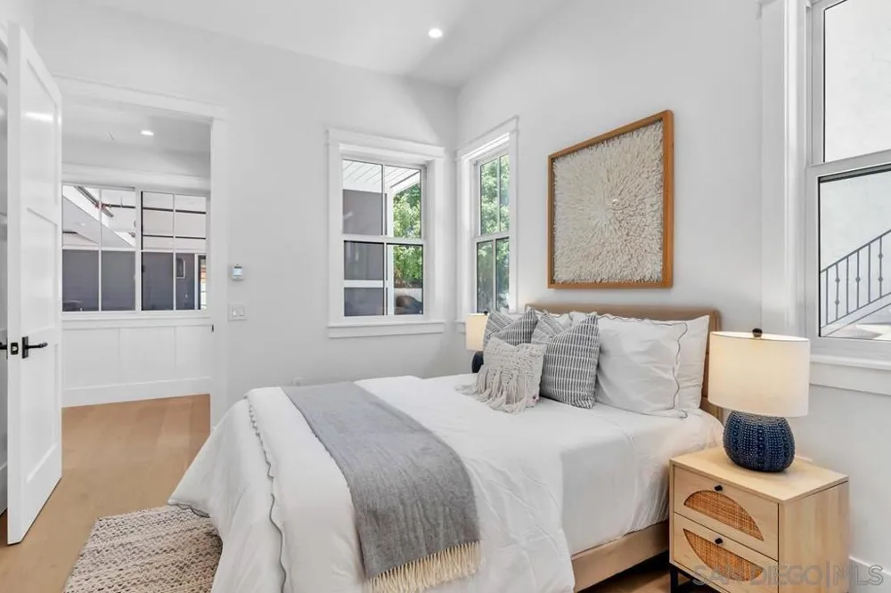 1058 Isabella Avenue Coronado, CA 92118