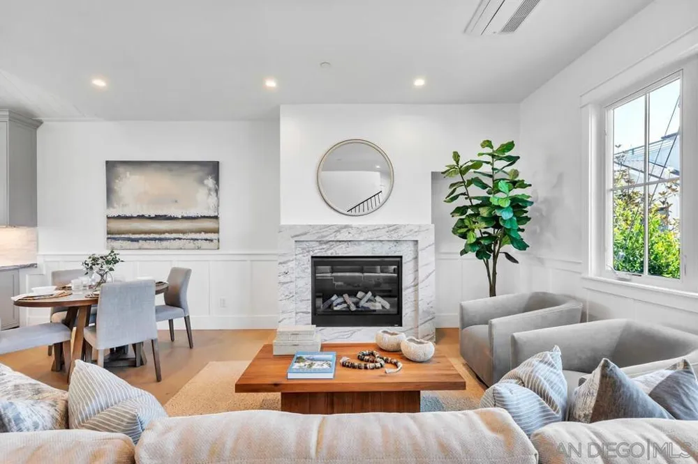 1058 Isabella Avenue Coronado, CA 92118