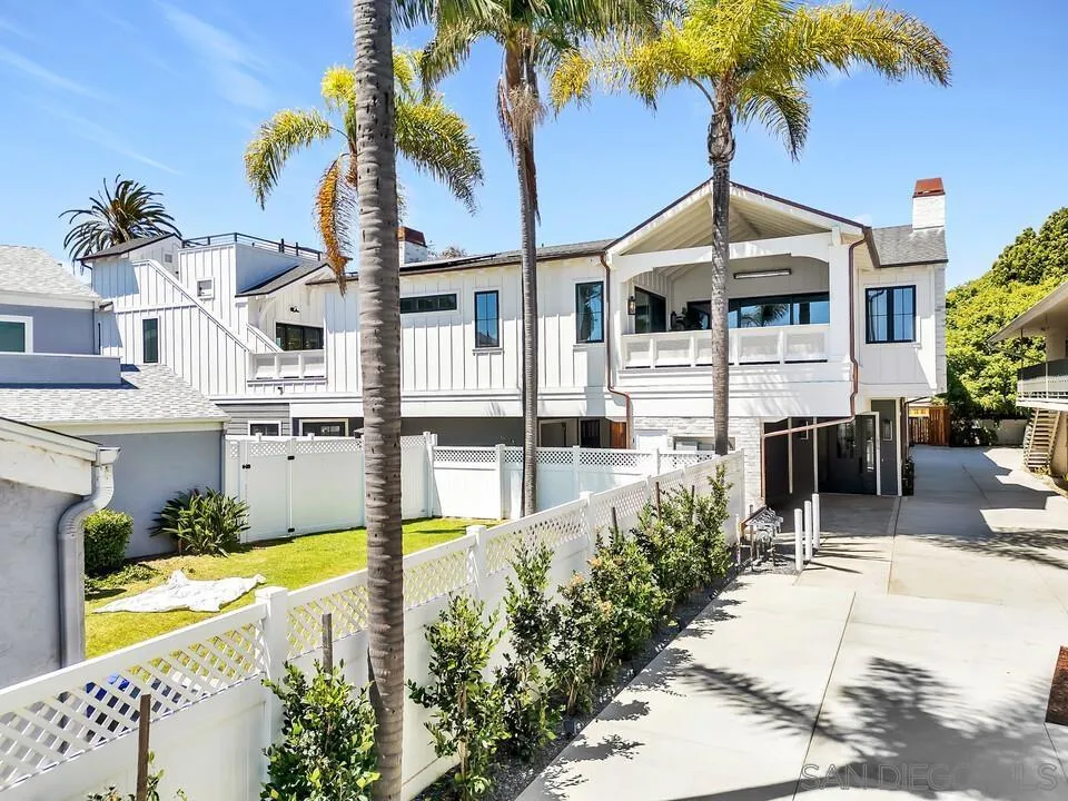 1058 Isabella Avenue Coronado, CA 92118