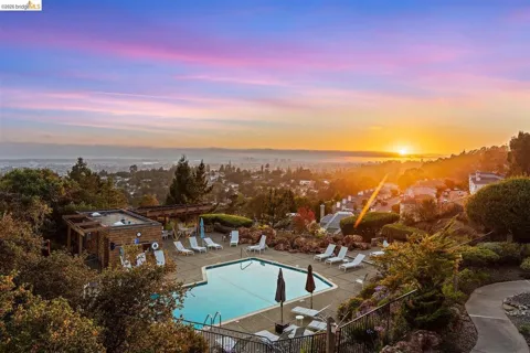 32 Sereno Circle