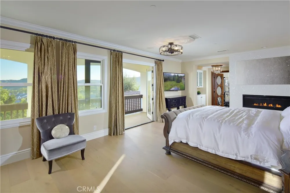 17 Long View Road Coto de Caza, CA 92679