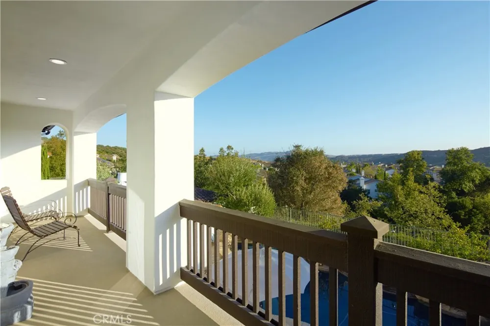 17 Long View Road Coto de Caza, CA 92679