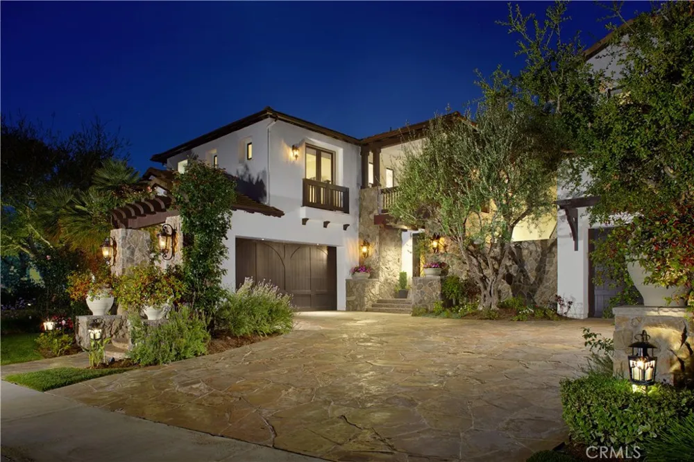 17 Long View Road Coto de Caza, CA 92679