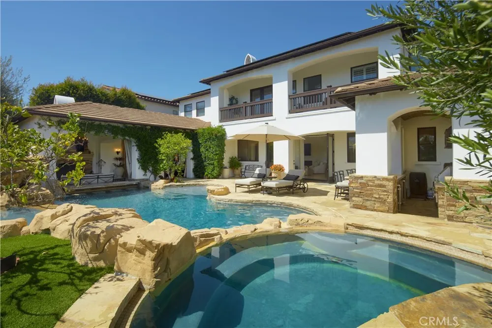 17 Long View Road Coto de Caza, CA 92679