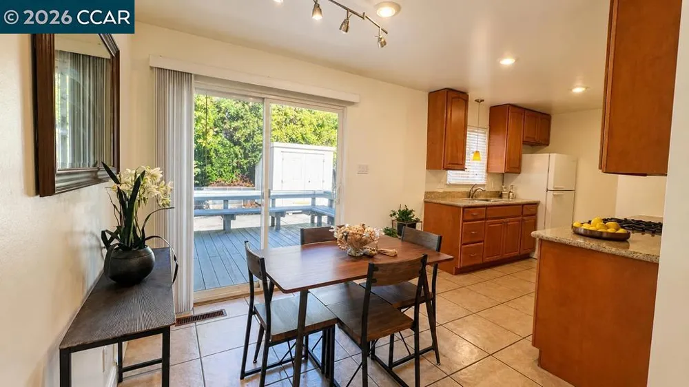 1594 Morgan Ln. Walnut Creek, CA 94597