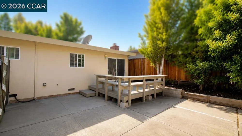 1594 Morgan Ln. Walnut Creek, CA 94597