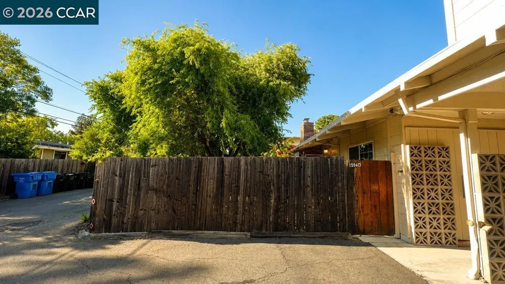 1594 Morgan Ln. Walnut Creek, CA 94597
