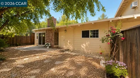 1594 Morgan Ln.