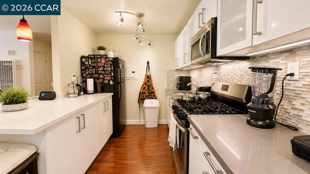 1594 Morgan Ln. Walnut Creek, CA 94597