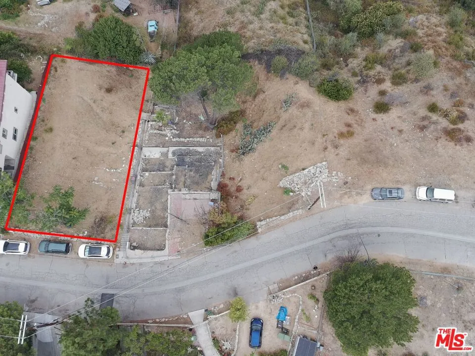 9467 Reverie Road Tujunga, CA 91042