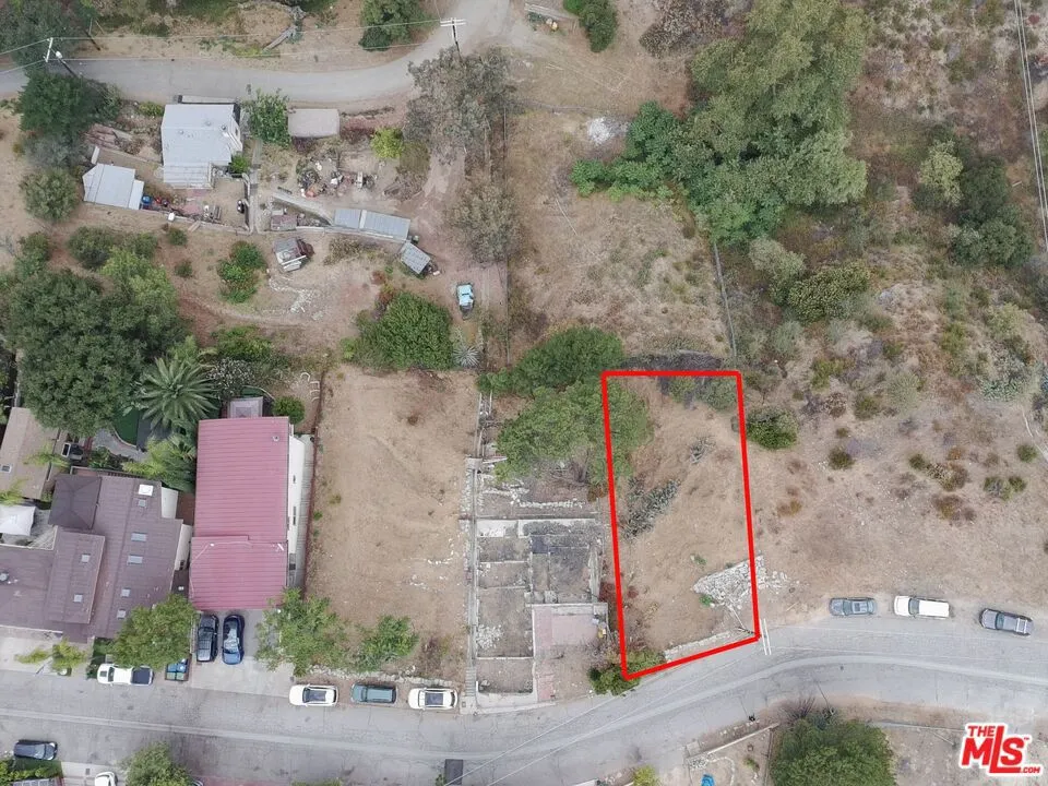 9477 Reverie Road Tujunga, CA 91042