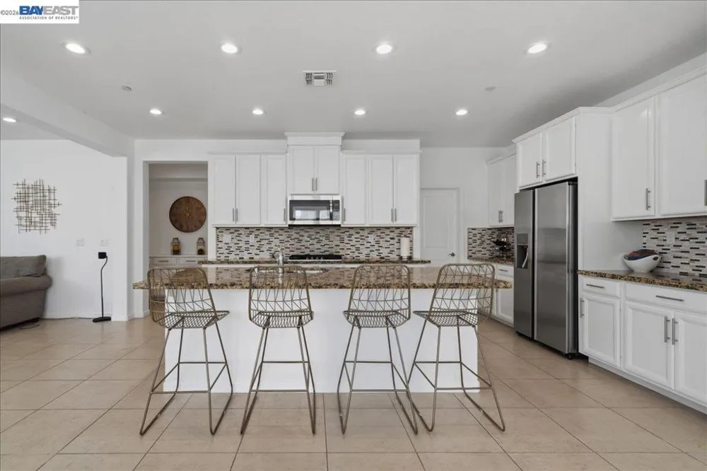 4003 Summit Dr Tracy, CA 95377