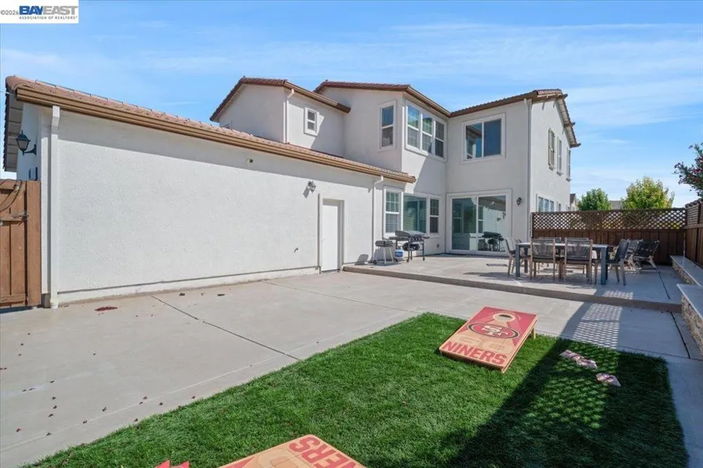 4003 Summit Dr Tracy, CA 95377