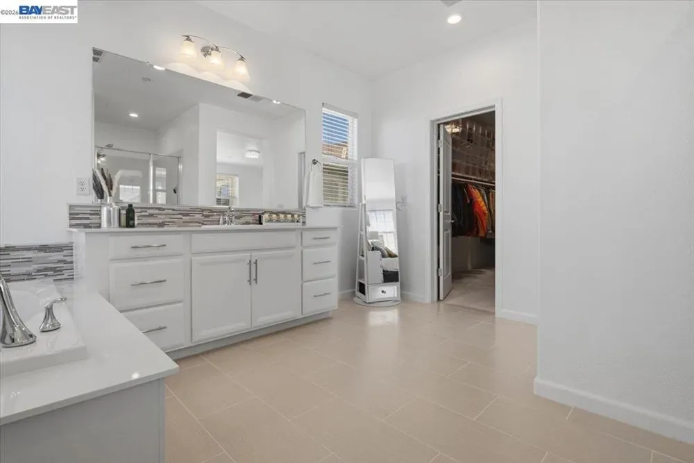 4003 Summit Dr Tracy, CA 95377