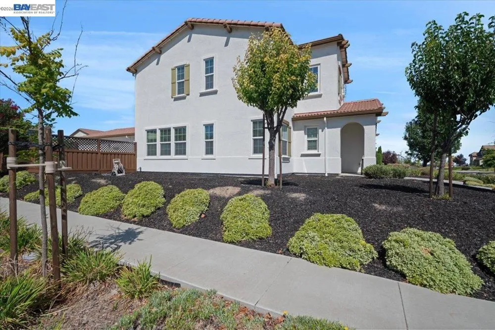 4003 Summit Dr Tracy, CA 95377