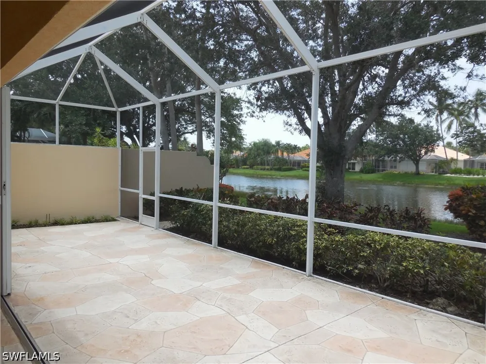 Hawkesbury Way Naples, FL 34119